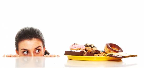 Εθισμός στο φαγητό: Ποιες τροφές είναι εθιστικές - Συμπτώματα και θεραπεία